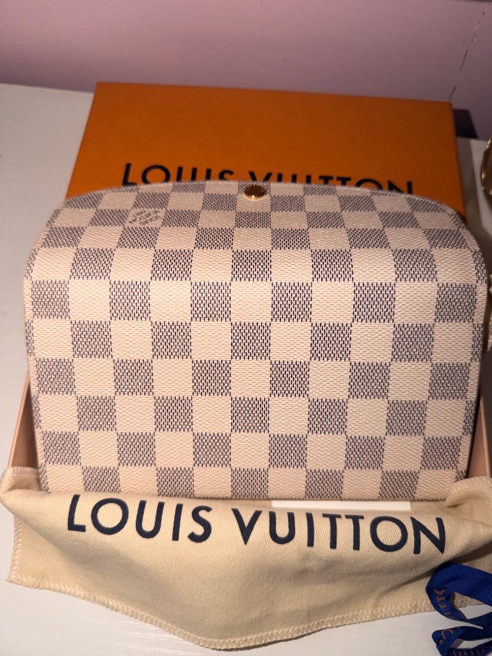 Louis Vuitton Damier Azur Canvas Continental Wallet in Cream and Light Gray - Picture 3 of 11